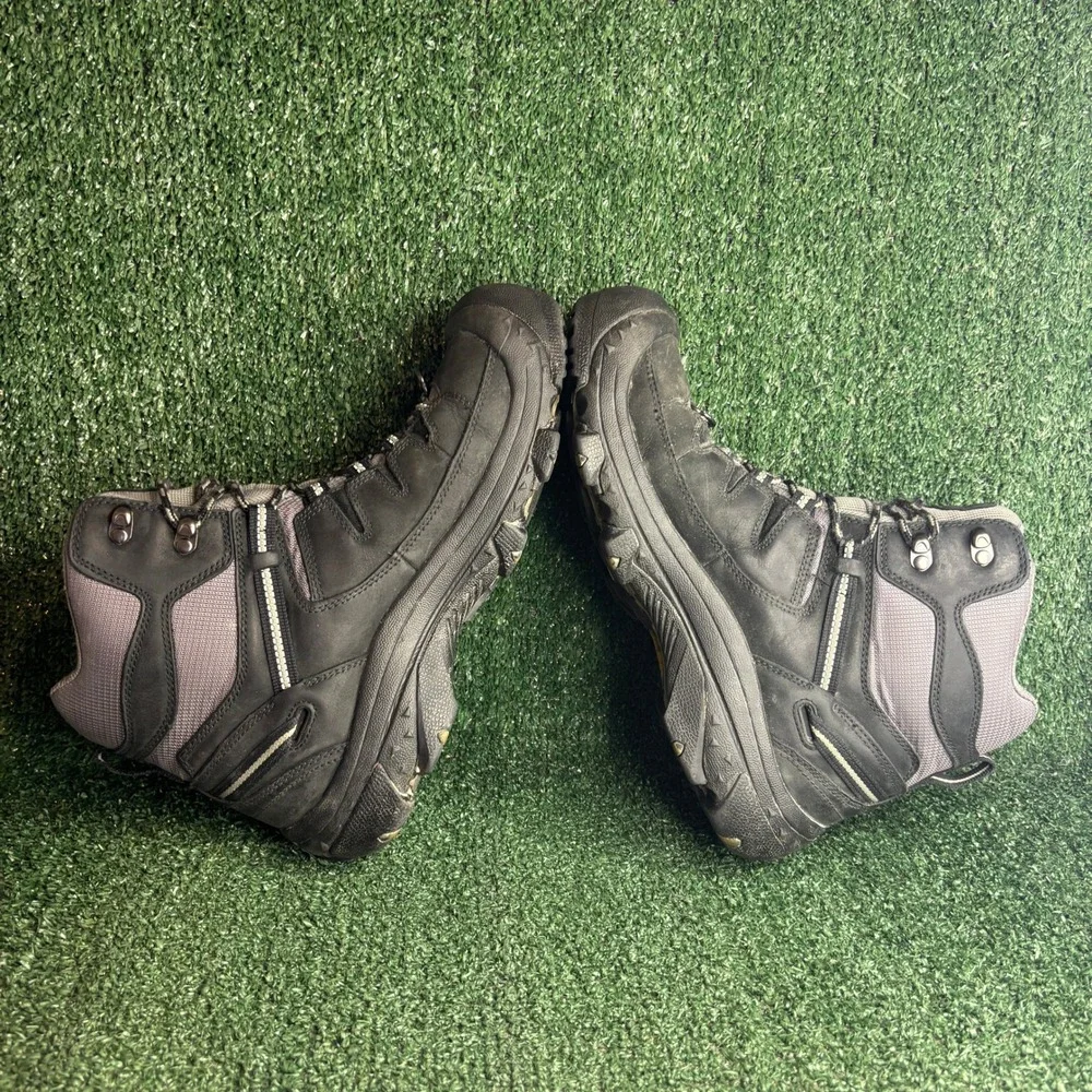 Keen Delta Leather Waterproof Hiking Outdoor Trail Winter Boots Black Mens Sz 10